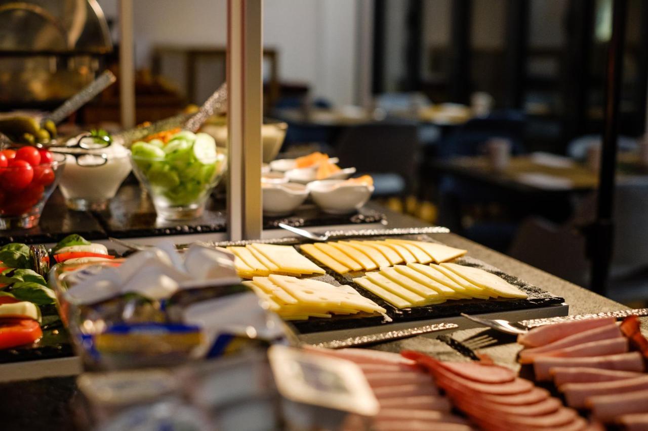 Nikii Boutique Hotel レバークーゼン エクステリア 写真